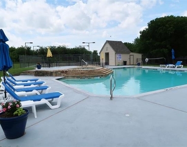 111 Summer Place Circle - Photo Thumbnail 30