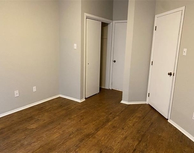 111 Summer Place Circle - Photo Thumbnail 26