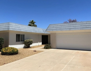 18413 N Welk Drive - Photo Thumbnail 9