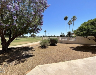 18413 N Welk Drive - Photo Thumbnail 6