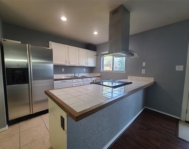 5644 Perrin Street - Photo Thumbnail 3