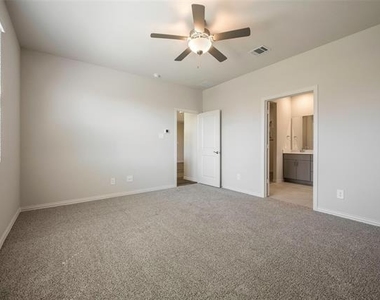 3909 Mountain Creek Drive - Photo Thumbnail 12