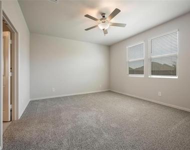 3909 Mountain Creek Drive - Photo Thumbnail 11