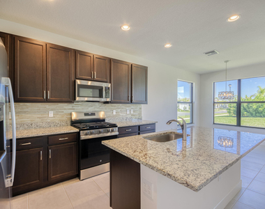 12555 Sw Manatee Marsh Terrace - Photo Thumbnail 8