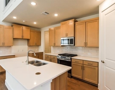 14531 Durant Lane - Photo Thumbnail 4