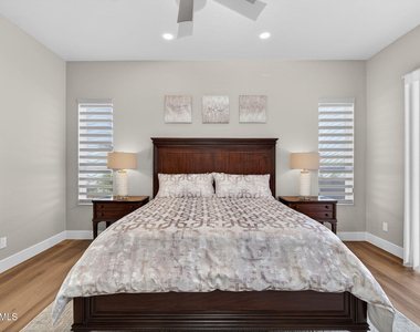 7700 E Princess Drive - Photo Thumbnail 12