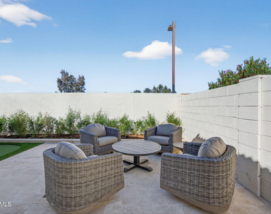 7700 E Princess Drive - Photo Thumbnail 24