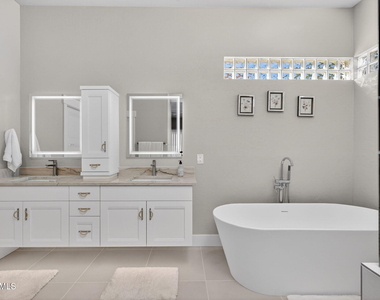 7700 E Princess Drive - Photo Thumbnail 14