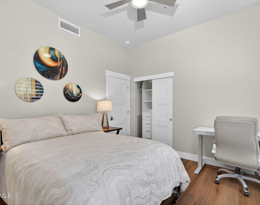 7700 E Princess Drive - Photo Thumbnail 17