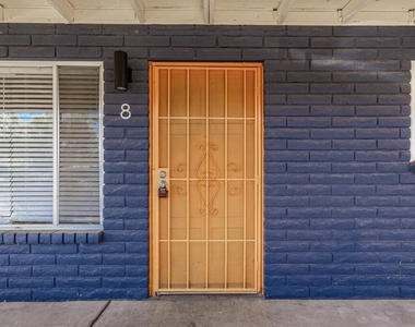 1826 N 51st Street - Photo Thumbnail 1