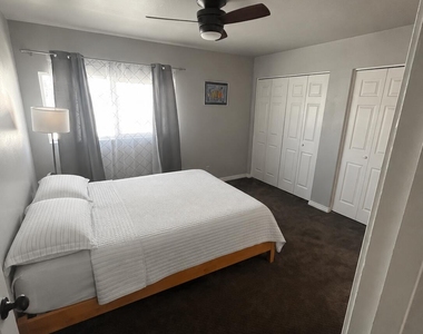 4930 N 42nd Way - Photo Thumbnail 23