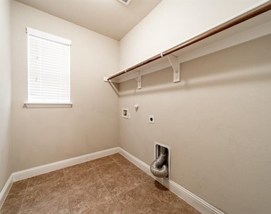 5164 Havasu Drive - Photo Thumbnail 24
