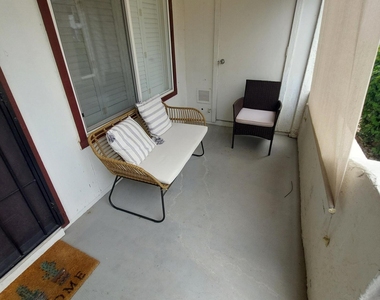 240 S Old Litchfield Road - Photo Thumbnail 6