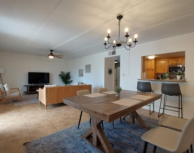 240 S Old Litchfield Road - Photo Thumbnail 13