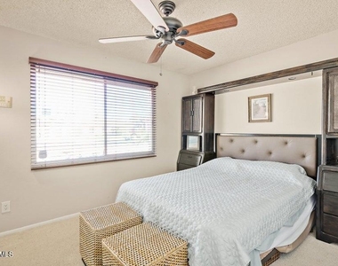 2319 E Loma Vista Drive - Photo Thumbnail 7