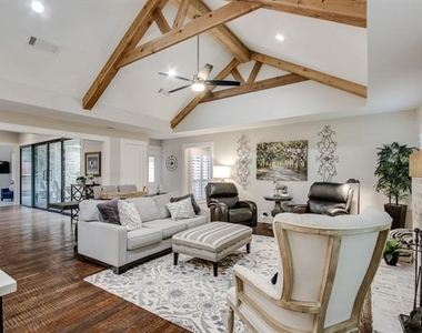 1325 Shamrock Lane - Photo Thumbnail 13