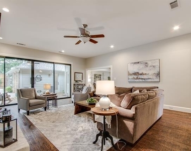 1325 Shamrock Lane - Photo Thumbnail 8