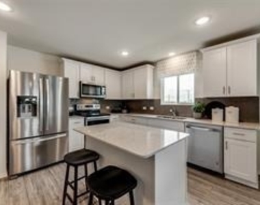 1220 Autumn Mist Lane - Photo Thumbnail 2