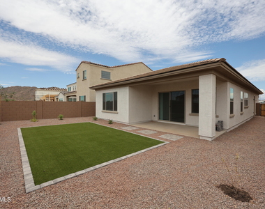 7683 W Smoketree Drive - Photo Thumbnail 14