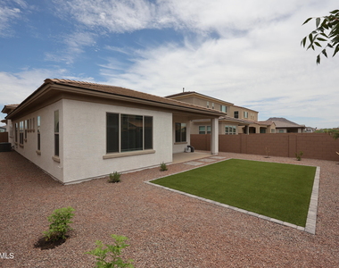 7683 W Smoketree Drive - Photo Thumbnail 15