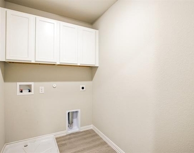 1248 Jones Trail - Photo Thumbnail 14