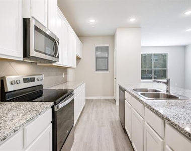 1248 Jones Trail - Photo Thumbnail 6