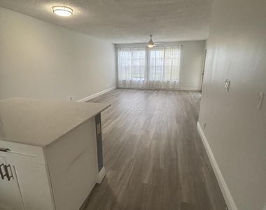 6284 La Costa Drive - Photo Thumbnail 3