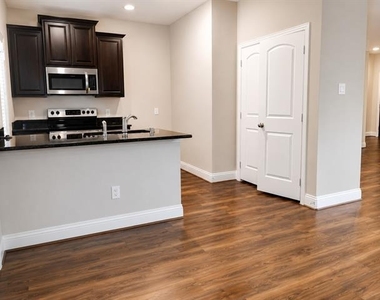 1426 Warringwood Drive - Photo Thumbnail 7