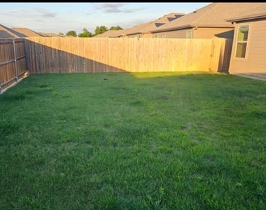 1426 Warringwood Drive - Photo Thumbnail 11