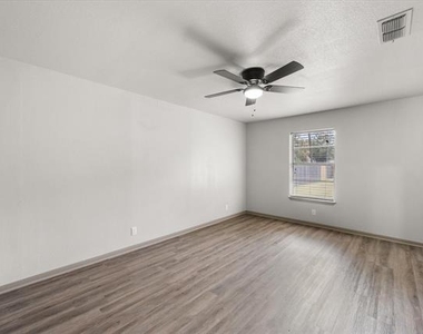 3008 Lafayette Street - Photo Thumbnail 16