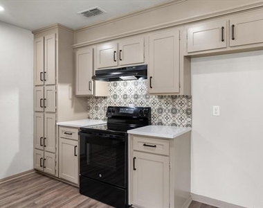 3008 Lafayette Street - Photo Thumbnail 12
