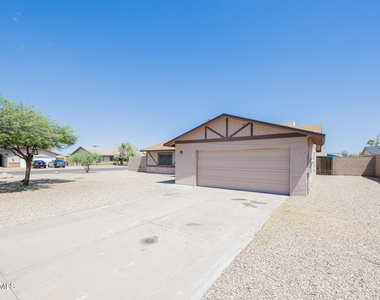 9358 W Sanna Street - Photo Thumbnail 2