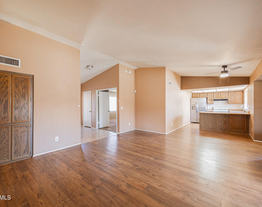 9358 W Sanna Street - Photo Thumbnail 4