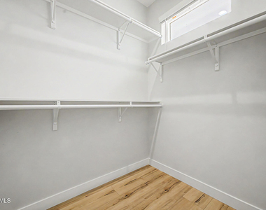 2601 E Clarendon Avenue - Photo Thumbnail 27