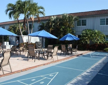 649 W Oakland Park Boulevard W - Photo Thumbnail 12