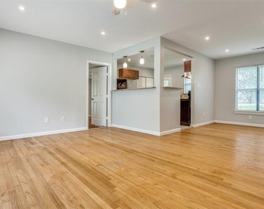 3733 Park Lane - Photo Thumbnail 2