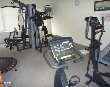 2333 E Southern Avenue - Photo Thumbnail 11
