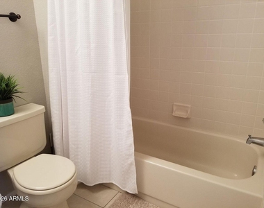 2333 E Southern Avenue - Photo Thumbnail 10