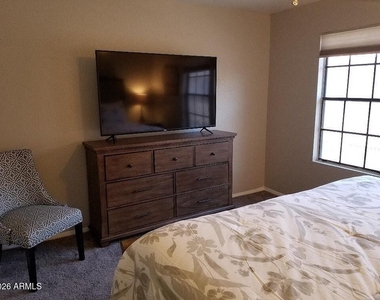 2333 E Southern Avenue - Photo Thumbnail 9