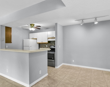 3995 W Mcnab Road - Photo Thumbnail 6