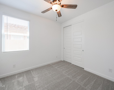 17351 W Gray Fox Trail - Photo Thumbnail 12