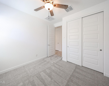 17351 W Gray Fox Trail - Photo Thumbnail 9