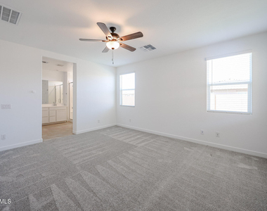 17351 W Gray Fox Trail - Photo Thumbnail 5