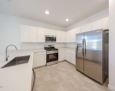 17351 W Gray Fox Trail - Photo Thumbnail 1