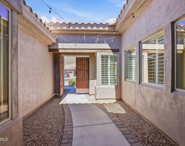 12391 N 145th Way - Photo Thumbnail 4