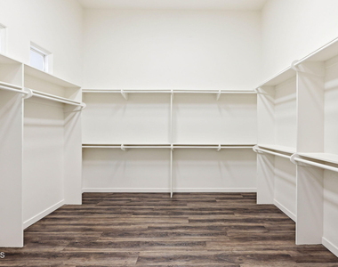 12391 N 145th Way - Photo Thumbnail 49