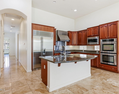 12391 N 145th Way - Photo Thumbnail 16
