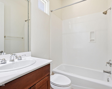 12391 N 145th Way - Photo Thumbnail 27