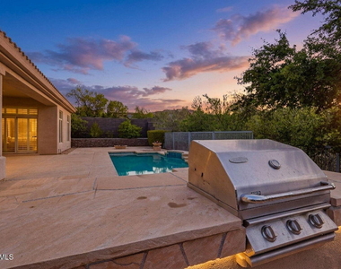 12391 N 145th Way - Photo Thumbnail 55