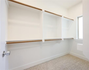 808 Eaglescliffe Landing - Photo Thumbnail 22